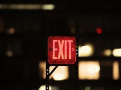 Dinas Damkar Sawahlunto Padamkan Kebakaran di Gedung DPRD